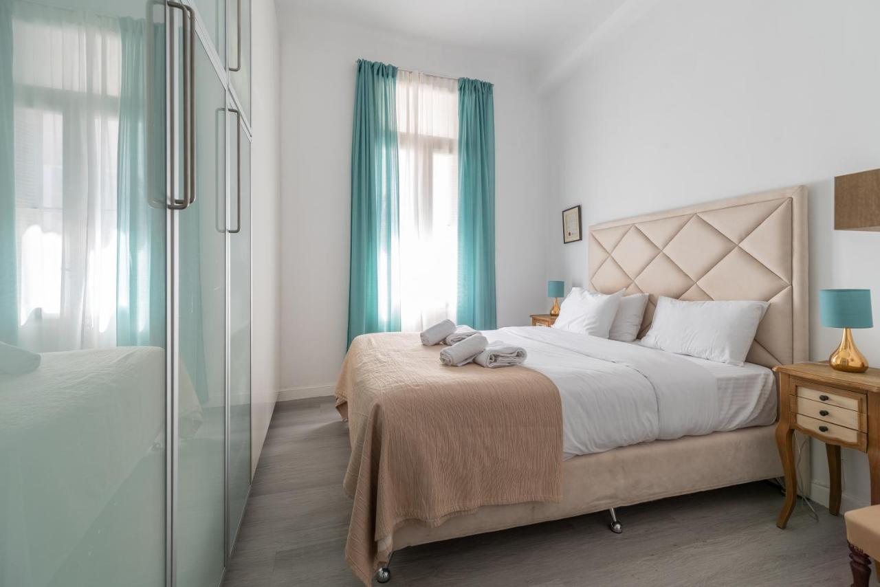 Apollonas Luxurious Apartments เอเธนส์ ภายนอก รูปภาพ