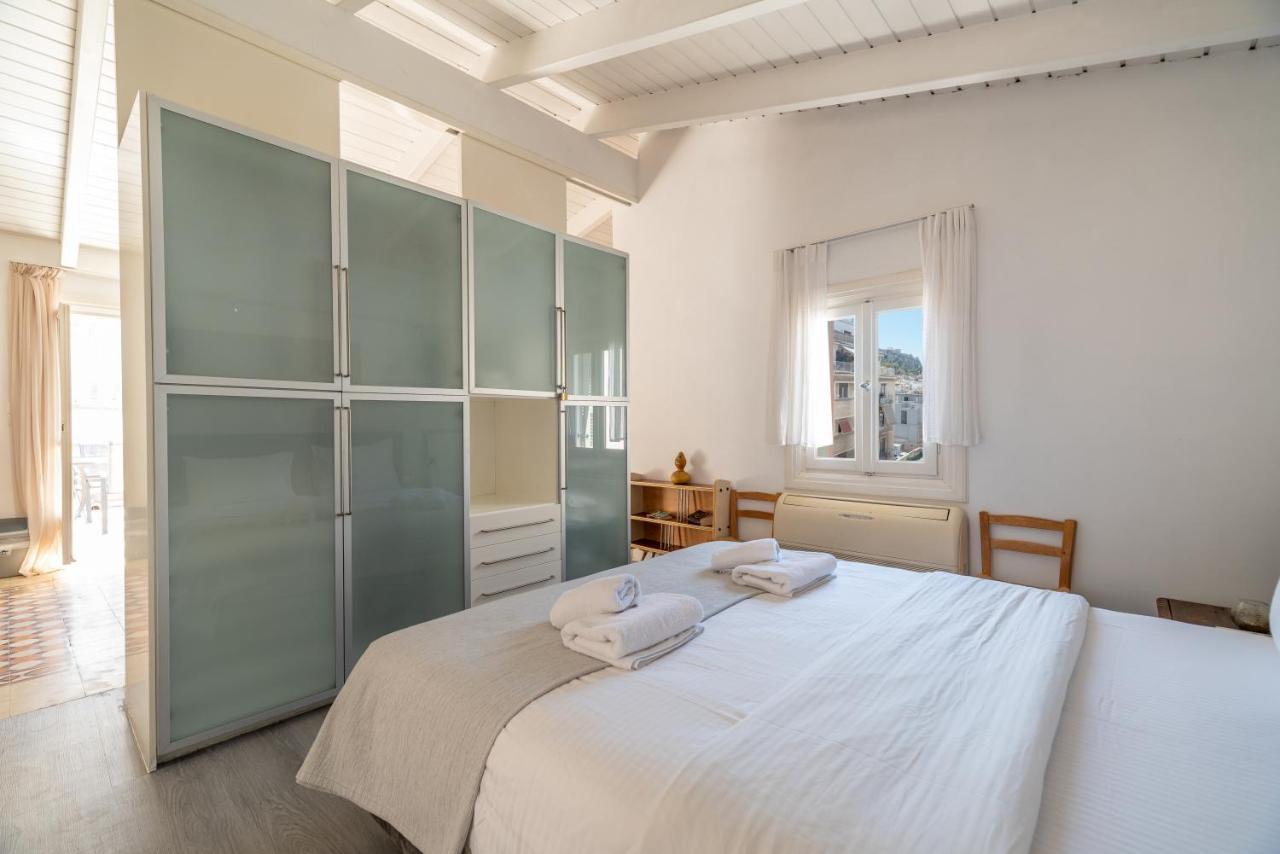 Apollonas Luxurious Apartments เอเธนส์ ภายนอก รูปภาพ